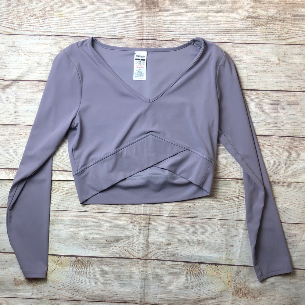 NWOT Gymshark Lavender CROSSOVER LONG SLEEVE CROP TOP 🩵